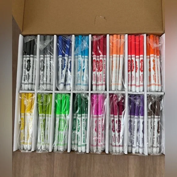 Set of 320 washable markers - Picture 2 of 3